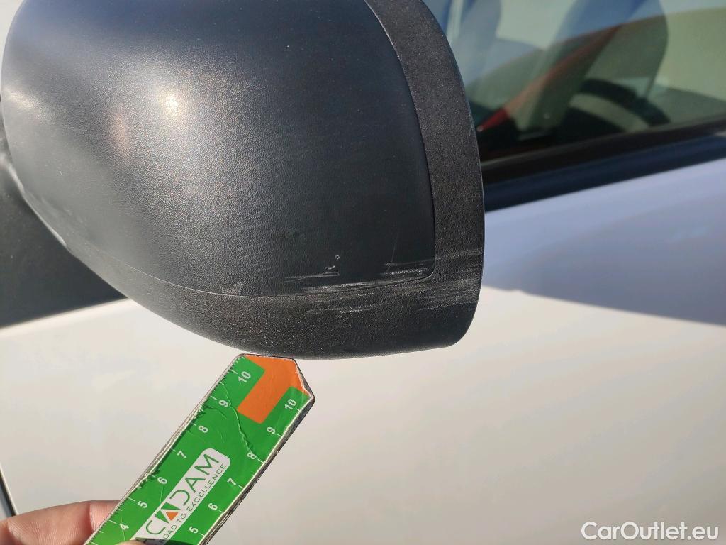  Dacia  Dokker DACIA  / 2013 / 4P / furgón derivado de turismo Van Essential 1.6 80kW (110CV) GLP #39