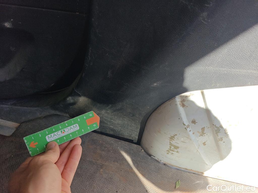  Citroen  Berlingo CITROEN  / 2018 / 3P / furgón derivado de turismo Talla M BlueHDi 100 WORKER #32