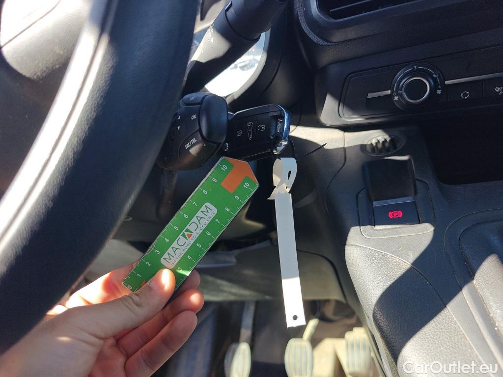  Citroen  Berlingo CITROEN  / 2018 / 3P / furgón derivado de turismo Talla M BlueHDi 100 WORKER #2