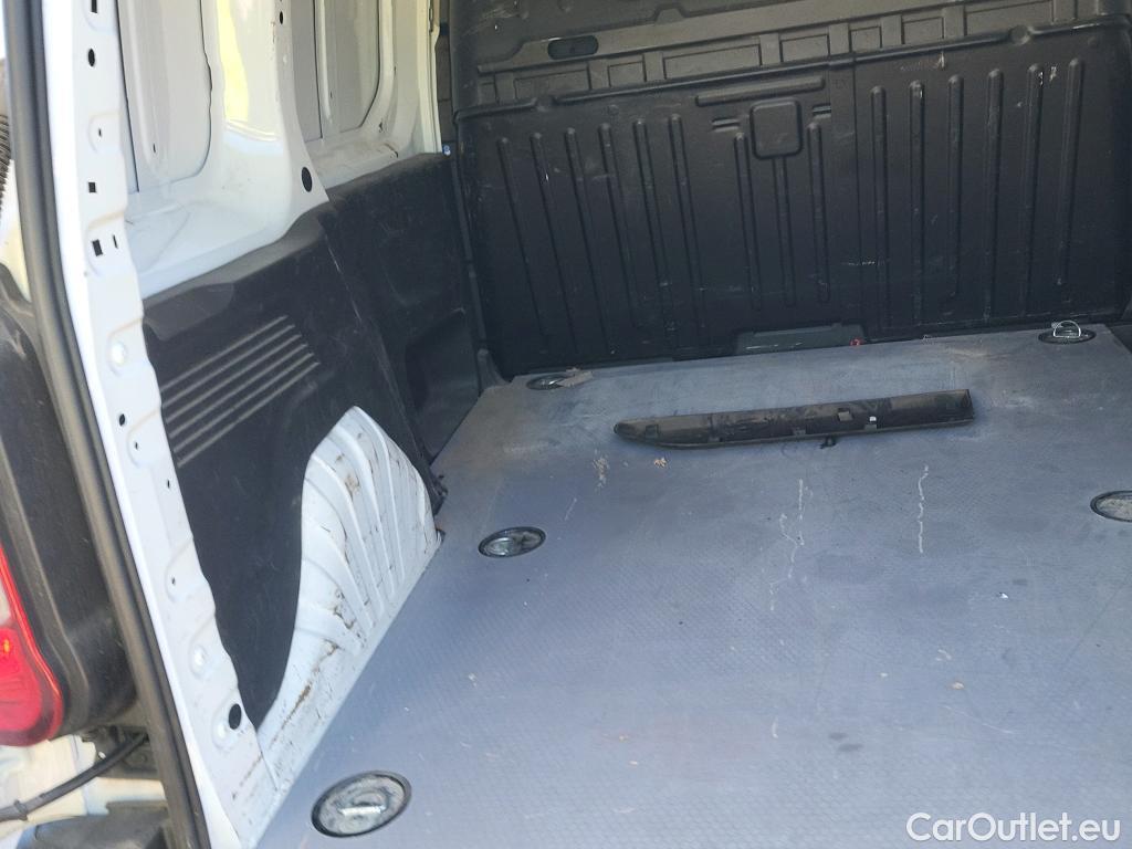  Citroen  Berlingo CITROEN  / 2018 / 3P / furgón derivado de turismo Talla M BlueHDi 100 CONTROL #58