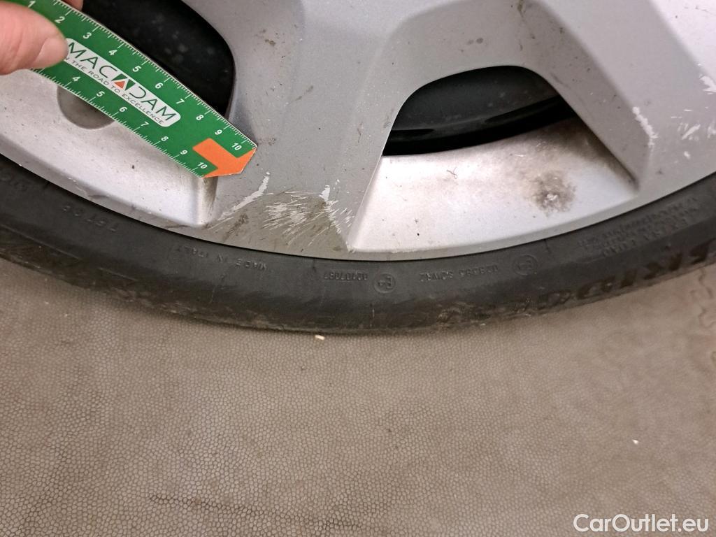  Dacia  Dokker DACIA  / 2013 / 4P / furgón derivado de turismo Van Essential Blue dCi 70kW (95CV) #35