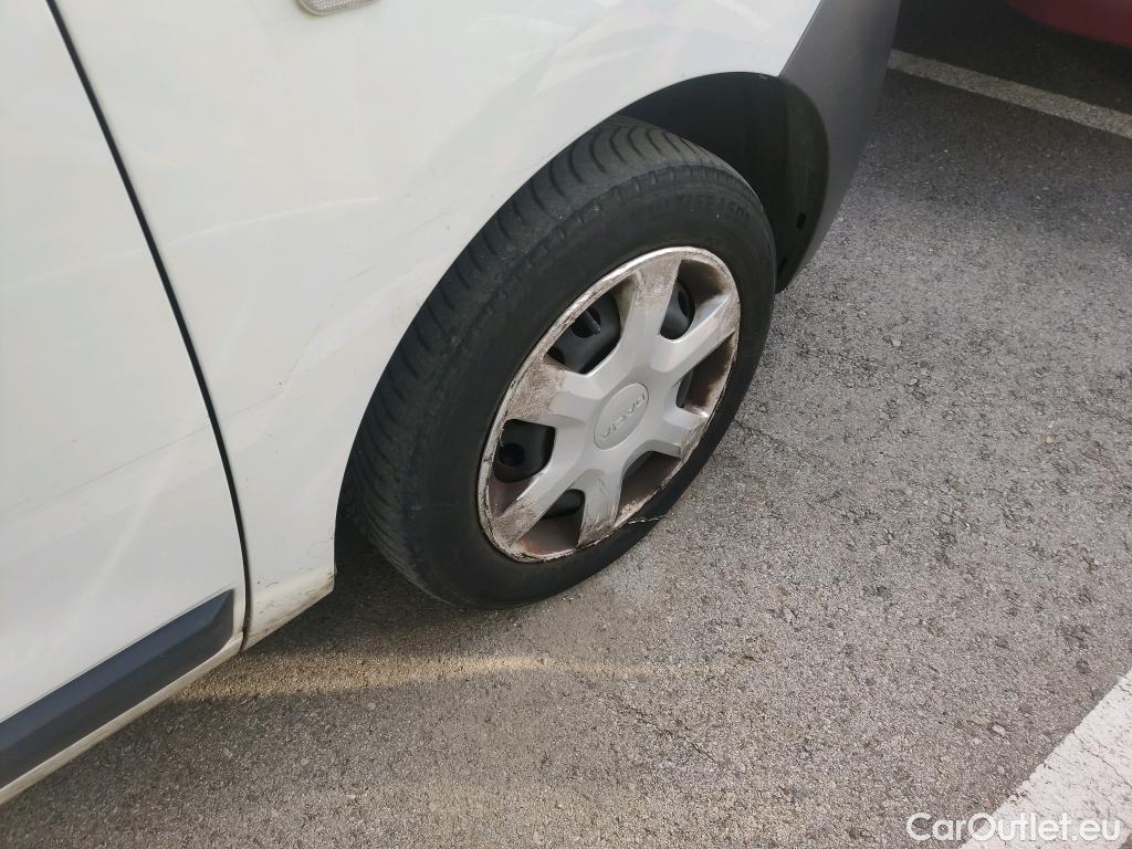  Dacia  Dokker DACIA  / 2013 / 4P / furgón derivado de turismo Van Essential 1.6 80kW (110CV) GLP #34