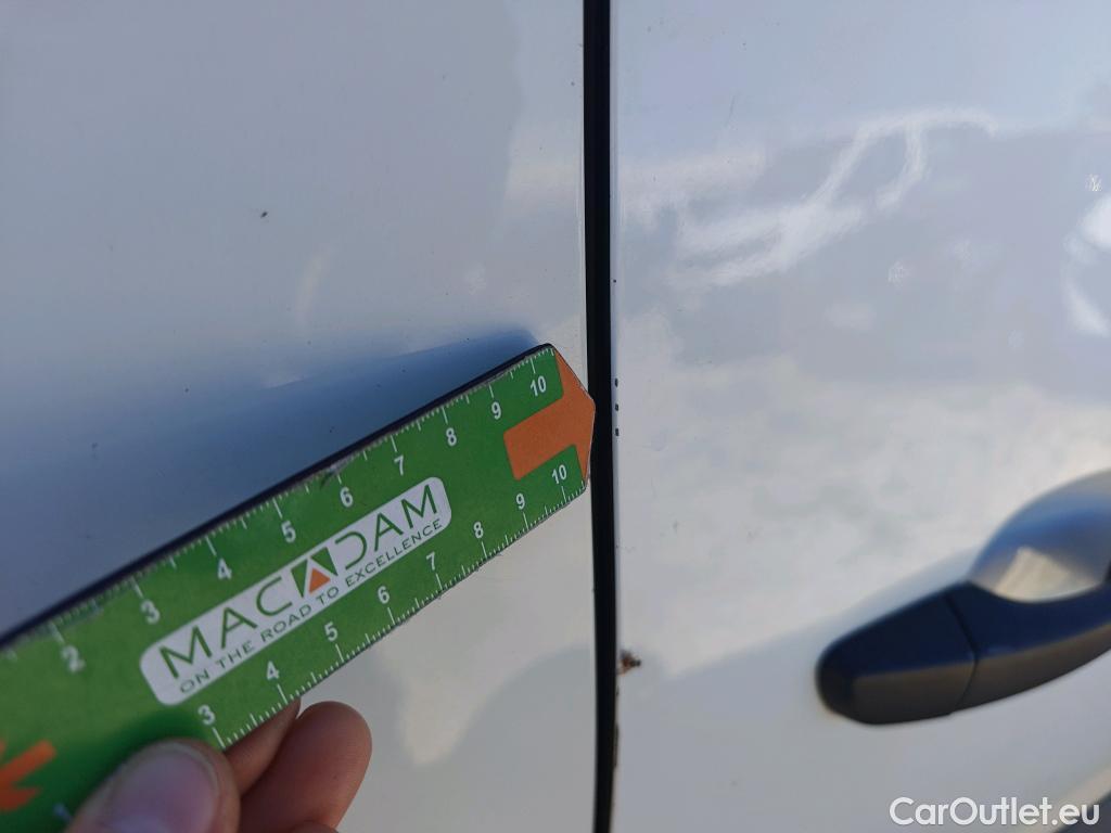  Citroen  Berlingo CITROEN  / 2018 / 3P / furgón derivado de turismo Talla M BlueHDi 100 WORKER #51