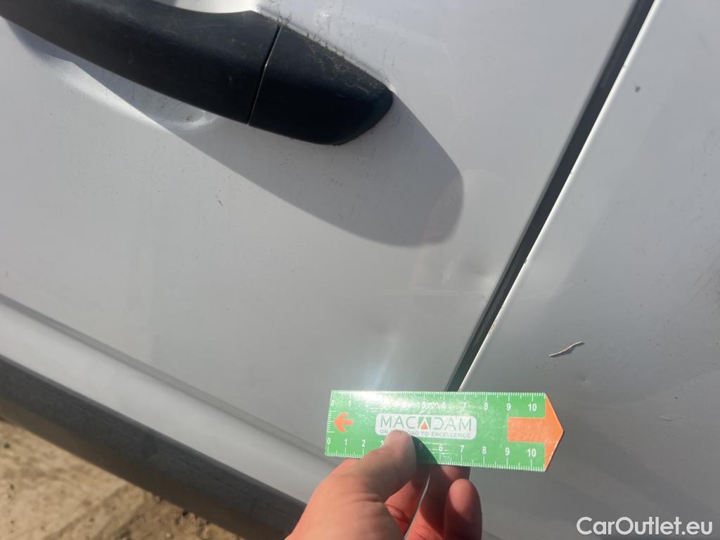  Citroen  Berlingo CITROEN  / 2018 / 4P / combi Talla M BlueHDi 100 S&S LIVE PACK BUSINE #15