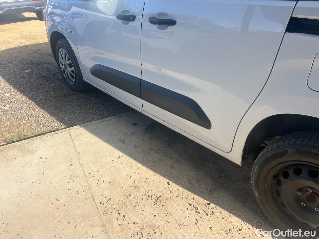  Citroen  Berlingo CITROEN  / 2018 / 4P / combi Talla M BlueHDi 100 S&S LIVE PACK BUSINE #8