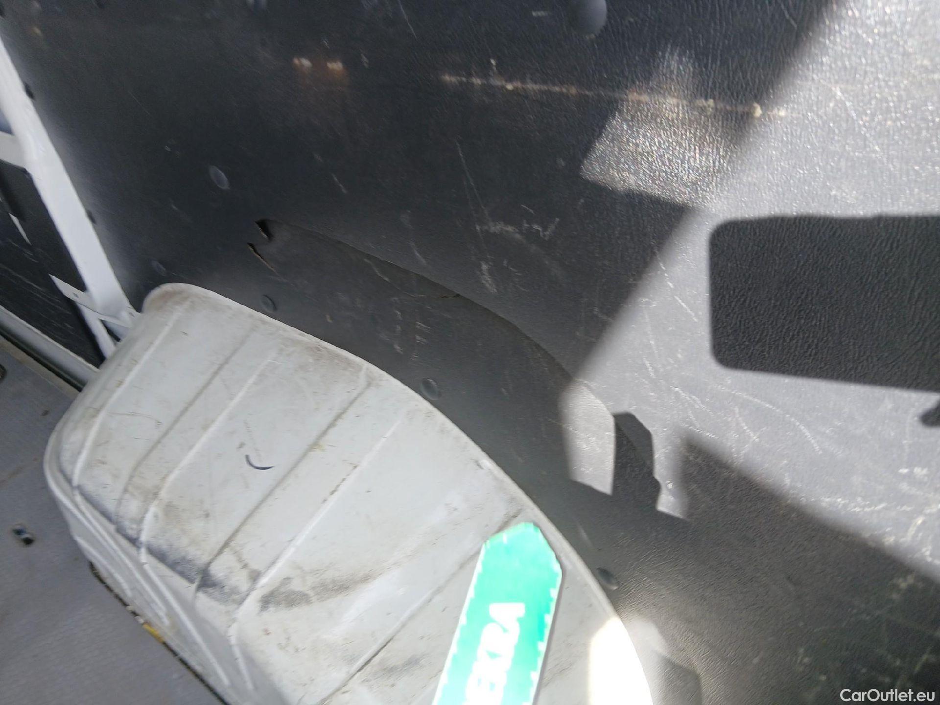  Citroen  Jumper CITROEN  VU 4p 2G furgón BlueHDi 81KW 6v Furgón 30L1H1 #6