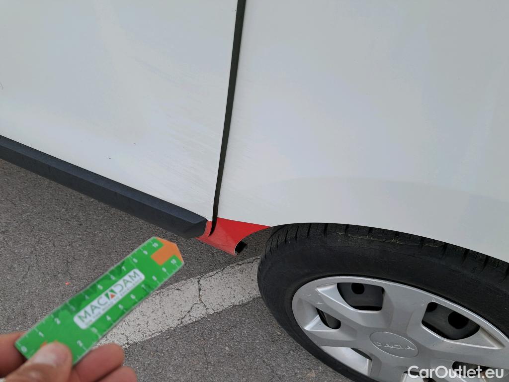  Dacia  Dokker DACIA  / 2013 / 4P / combi Essential 1.6 80kW (110CV) ECO-G N1 #8