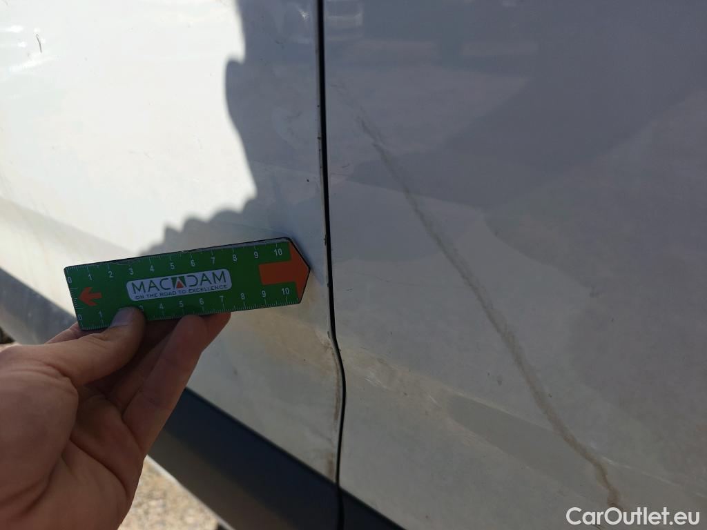  Citroen  Berlingo CITROEN  / 2018 / 3P / furgón derivado de turismo Talla M BlueHDi 100 WORKER #19