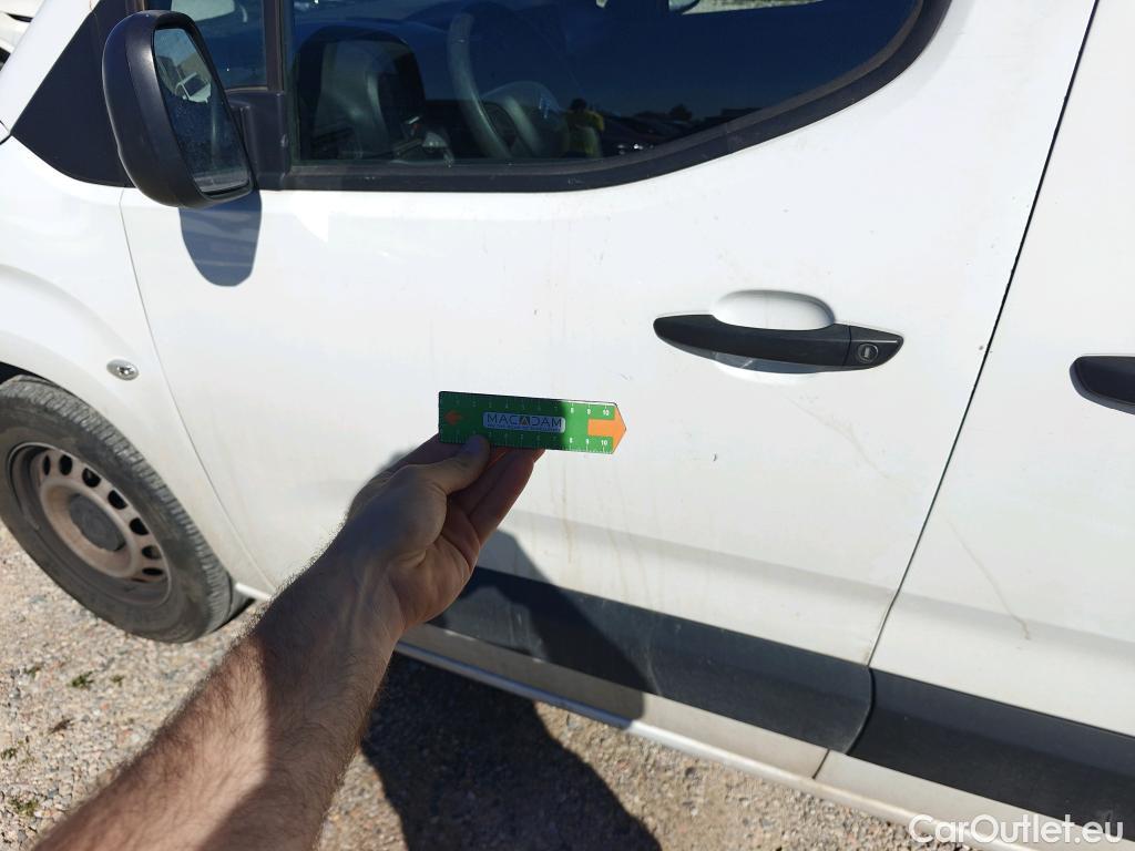  Citroen  Berlingo CITROEN  / 2018 / 3P / furgón derivado de turismo Talla M BlueHDi 100 WORKER #16