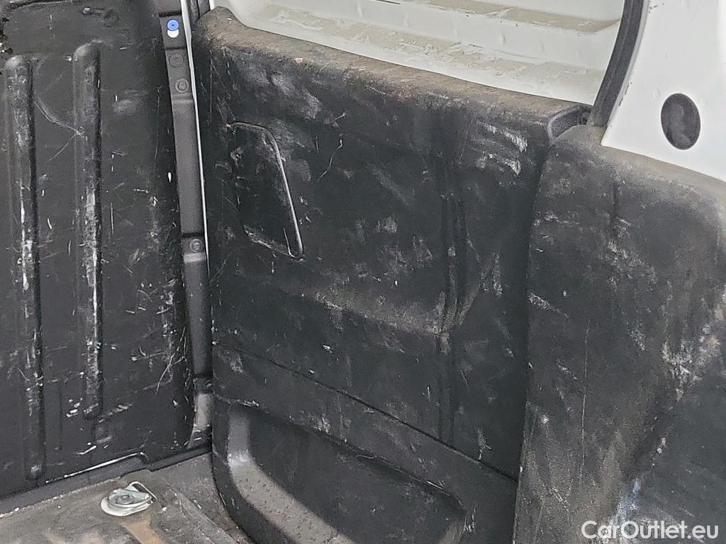  Citroen  Berlingo CITROEN  / 2018 / 3P / furgón derivado de turismo Talla M BlueHDi 100 CONTROL #32