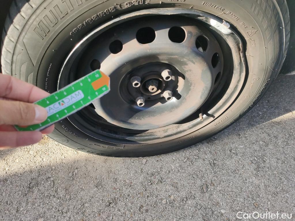  Dacia  Dokker DACIA  / 2013 / 4P / furgón derivado de turismo Van Essential 1.6 80kW (110CV) GLP #31