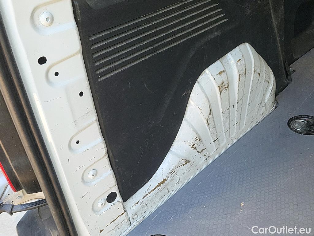  Citroen  Berlingo CITROEN  / 2018 / 3P / furgón derivado de turismo Talla M BlueHDi 100 CONTROL #17