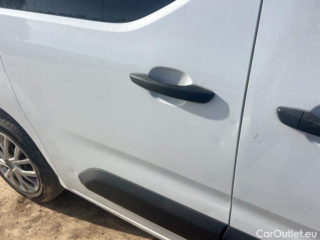  Citroen  Berlingo CITROEN  / 2018 / 4P / combi Talla M BlueHDi 100 S&S LIVE PACK BUSINE #14