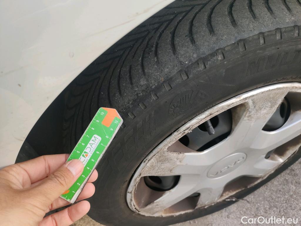  Dacia  Dokker DACIA  / 2013 / 4P / furgón derivado de turismo Van Essential 1.6 80kW (110CV) GLP #21