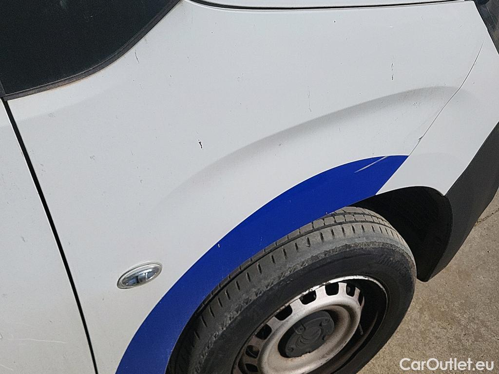  Citroen  Berlingo CITROEN  / 2018 / 3P / furgón derivado de turismo Talla M BlueHDi 100 CONTROL #39