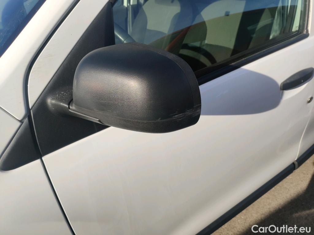  Dacia  Dokker DACIA  / 2013 / 4P / furgón derivado de turismo Van Essential 1.6 80kW (110CV) GLP #38