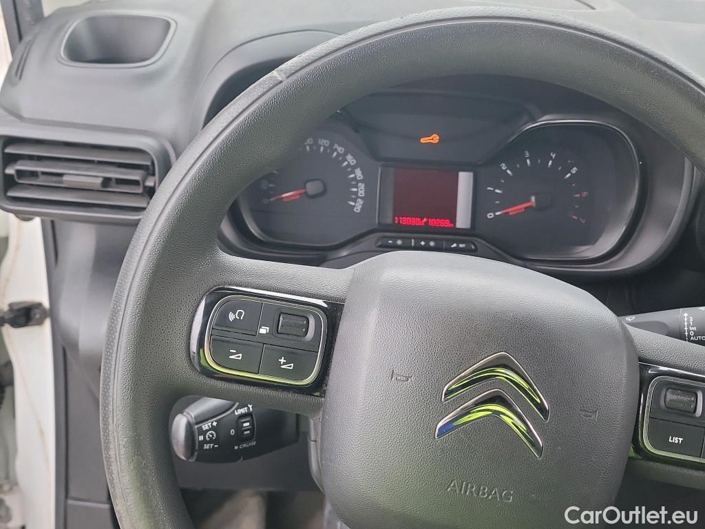  Citroen  Berlingo CITROEN  / 2018 / 3P / furgón derivado de turismo Talla M BlueHDi 100 CONTROL #33