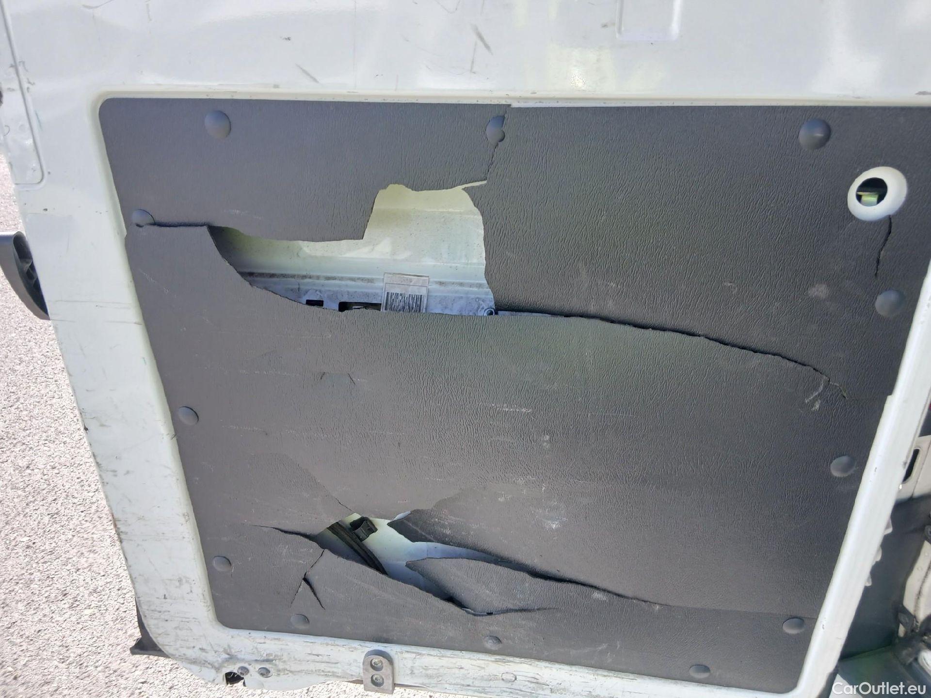  Citroen  Jumper CITROEN  VU 4p 2G furgón BlueHDi 81KW 6v Furgón 30L1H1 #3