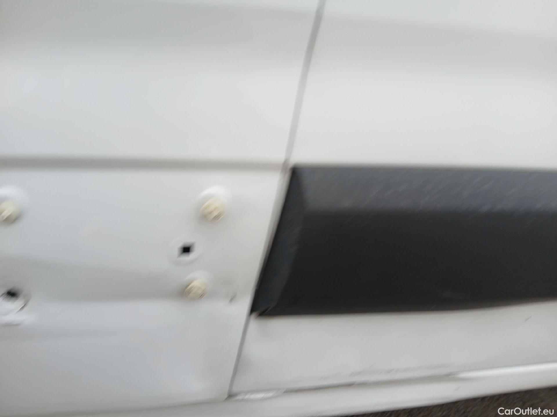  Land Rover  Discovery FIAT Doblò / 2022 / 5P / combi Combi (N1) BlueHDi 1.5 L 100CV (AC)  #18