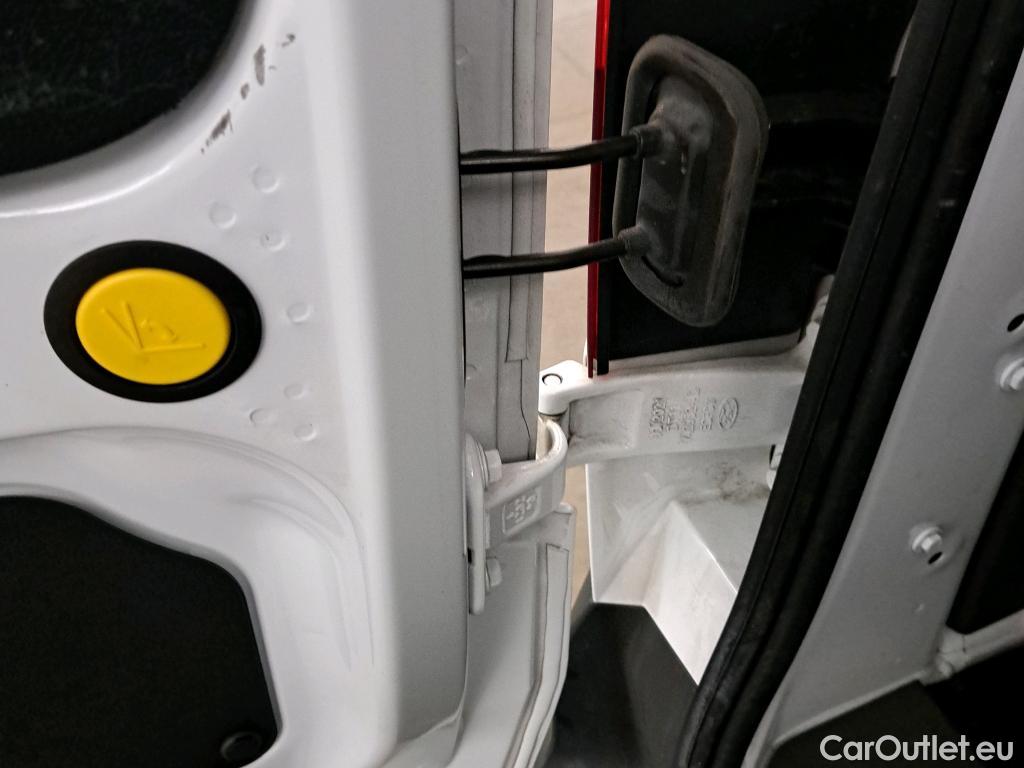  Ford  Transit Connect FORD  / 2013 / 5P / combi Kombi 1.5 TDCi 74kW Trend 220 L1 (N1) #11