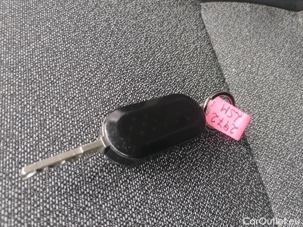  Fiat  Ducato FIAT e- / 2014 / 4P / furgón acristalado e- Furgón 3.500 L2 H2 47 kW #2