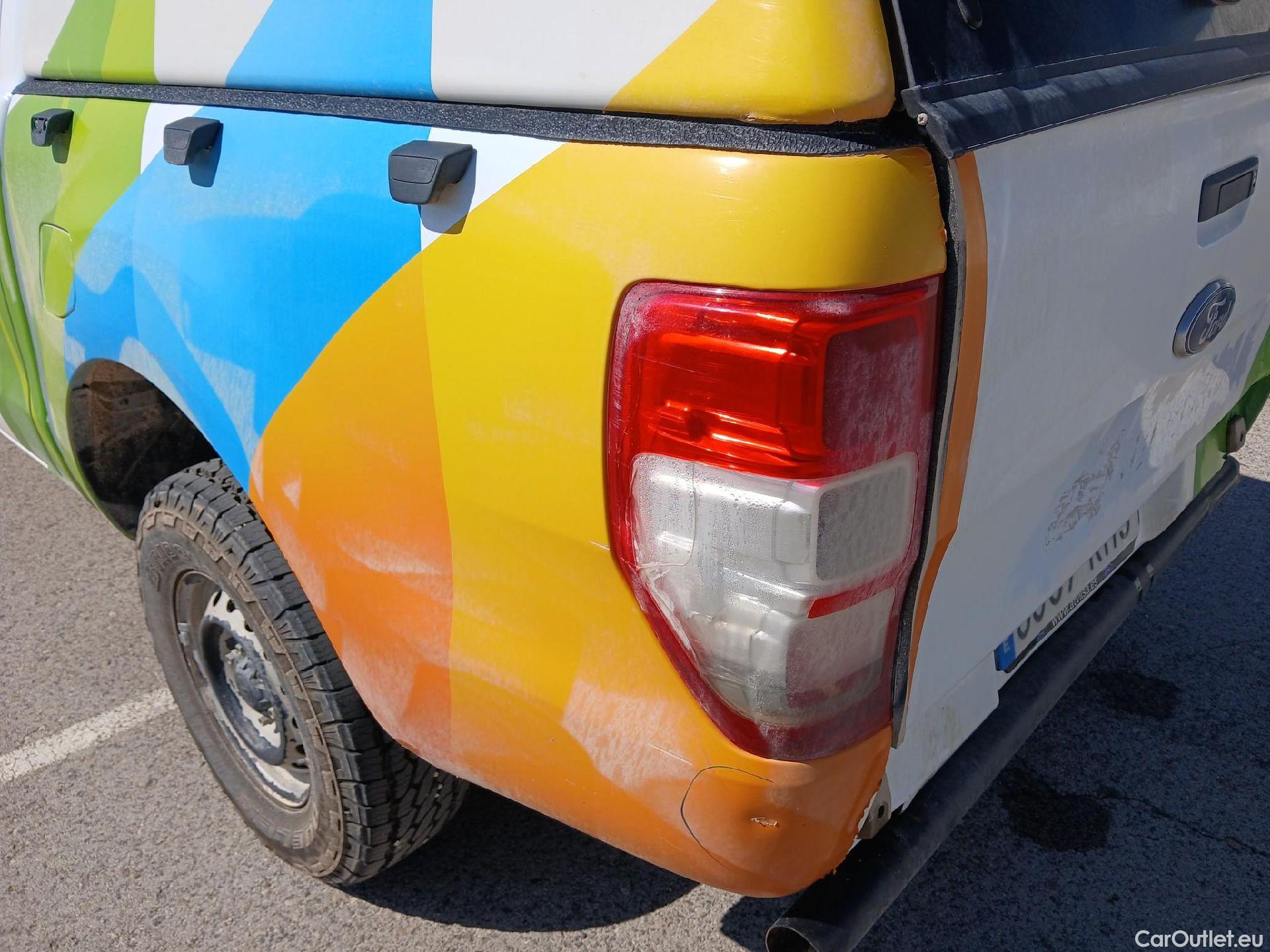  Ford  Ranger FORD  VU 4p 6G pickup 2.2 TDCi 118kW 4x4 Doble Cab. XL S/S #16