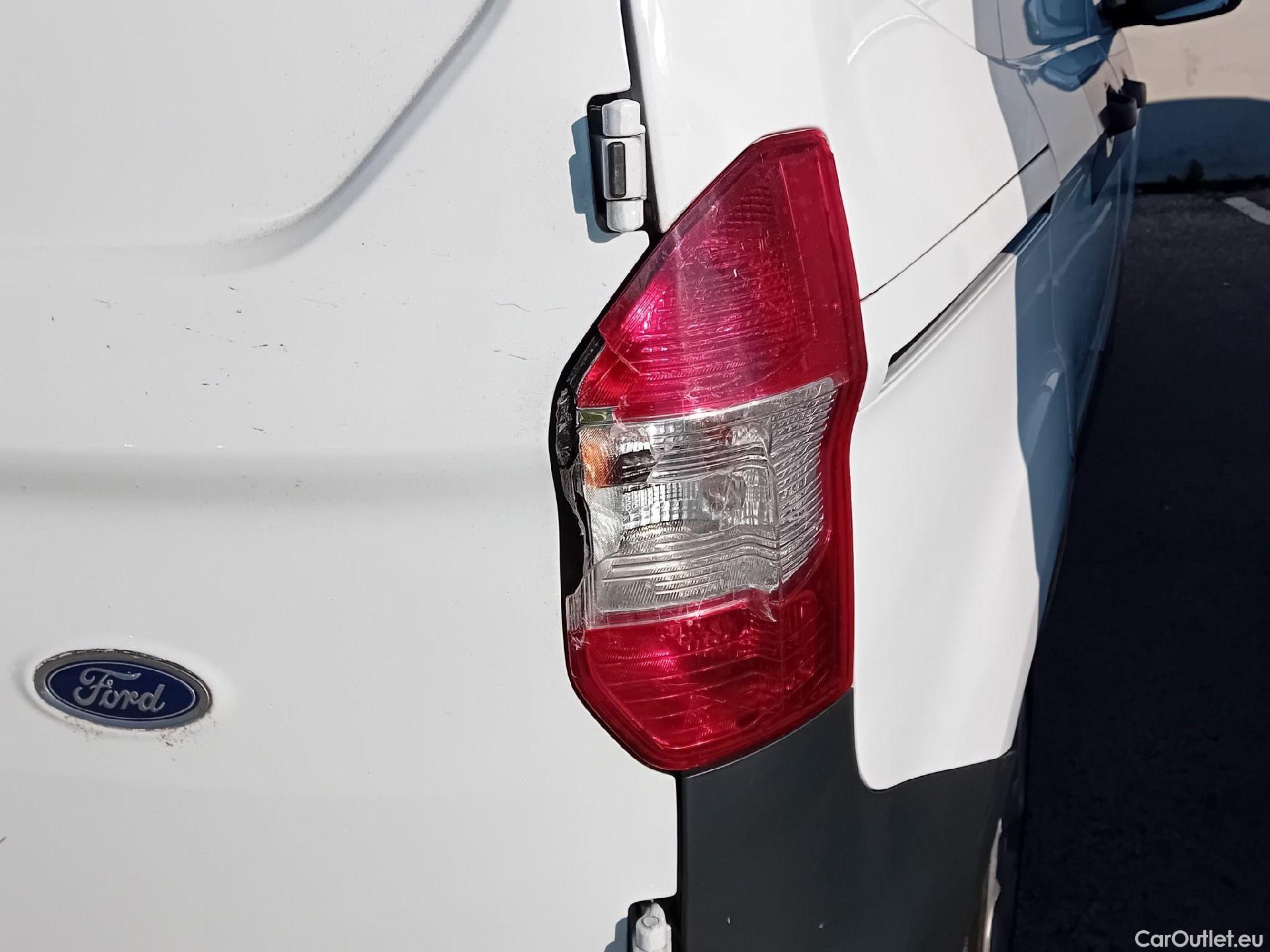  Ford  Transit FORD  Courier/2014/4P/furgón der.turis Van 1.5 TDCi 56kW Trend #14