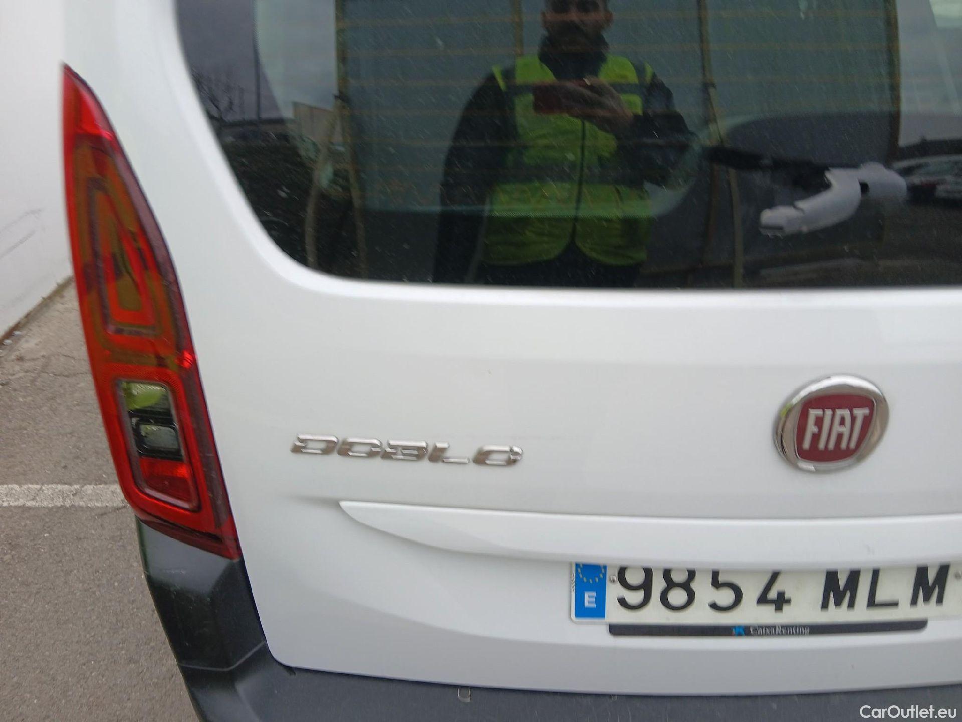  Land Rover  Discovery FIAT Doblò / 2022 / 5P / combi Combi (N1) BlueHDi 1.5 L 100CV (AC)  #28