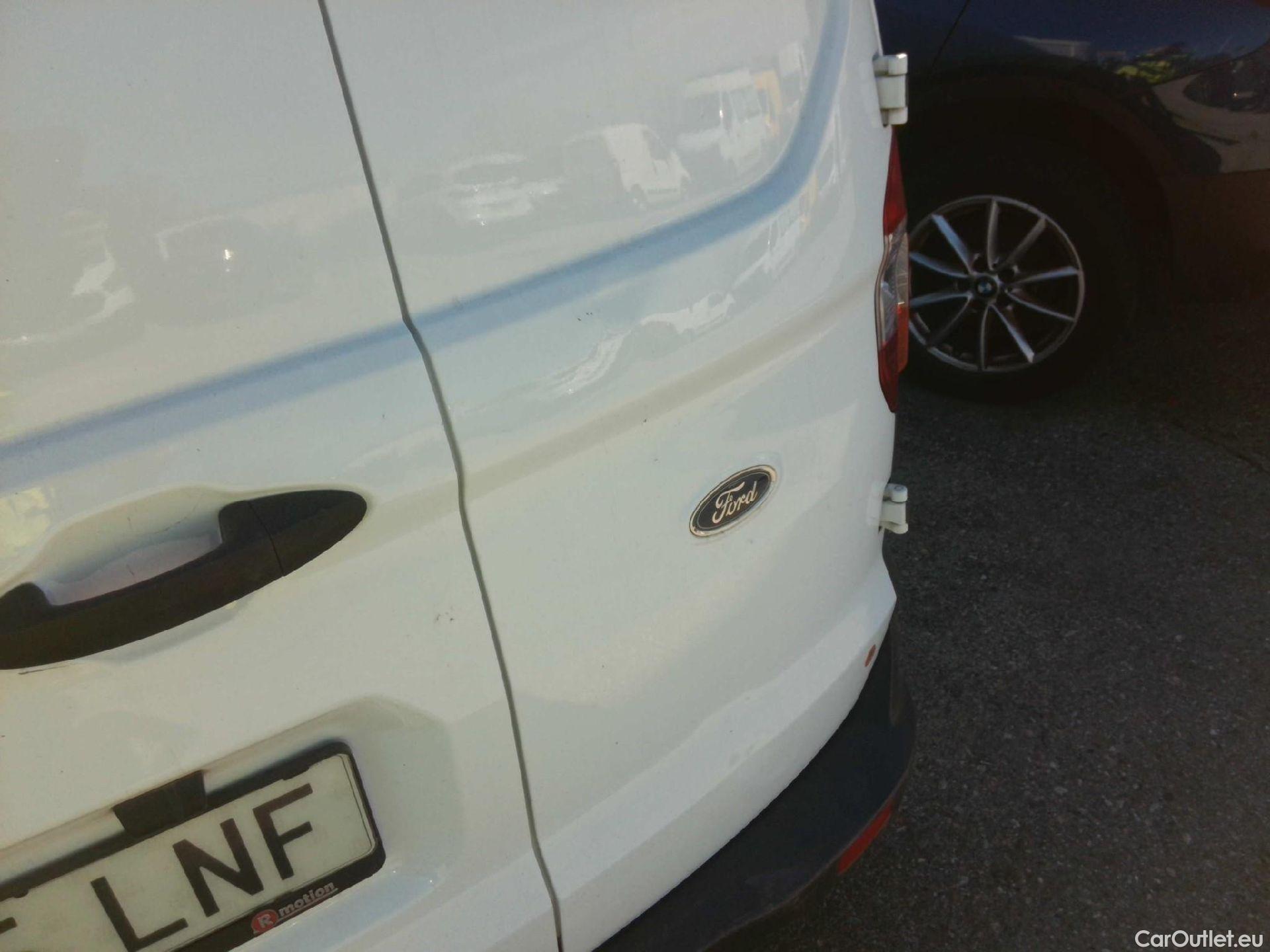  Ford  Transit FORD  Courier/2014/4P/furgón der.turis Van 1.5 TDCi 56kW Trend #30