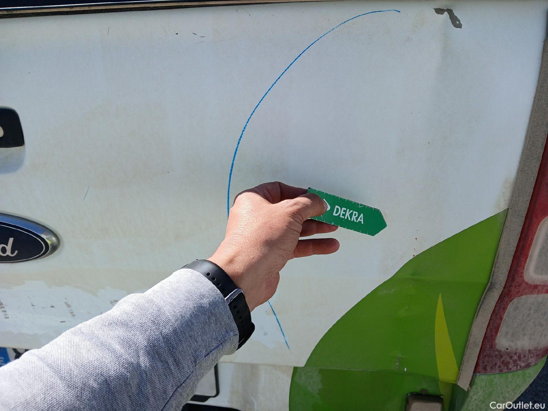  Ford  Ranger FORD  VU 4p 6G pickup 2.2 TDCi 118kW 4x4 Doble Cab. XL S/S #20