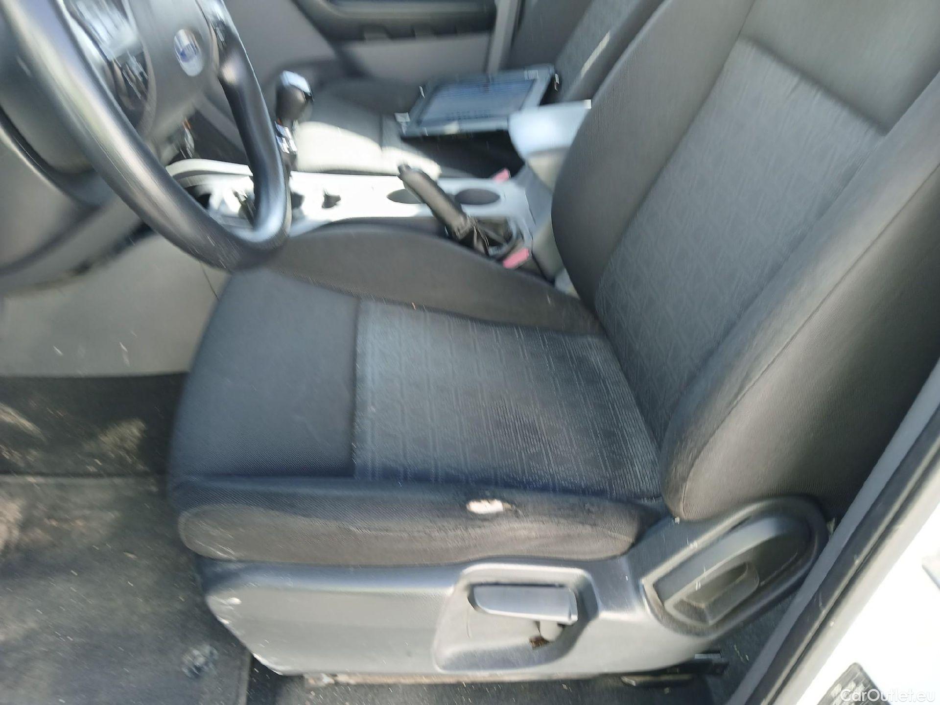  Ford  Ranger FORD  VU 4p 6G pickup 2.2 TDCi 118kW 4x4 Doble Cab. XL S/S #4