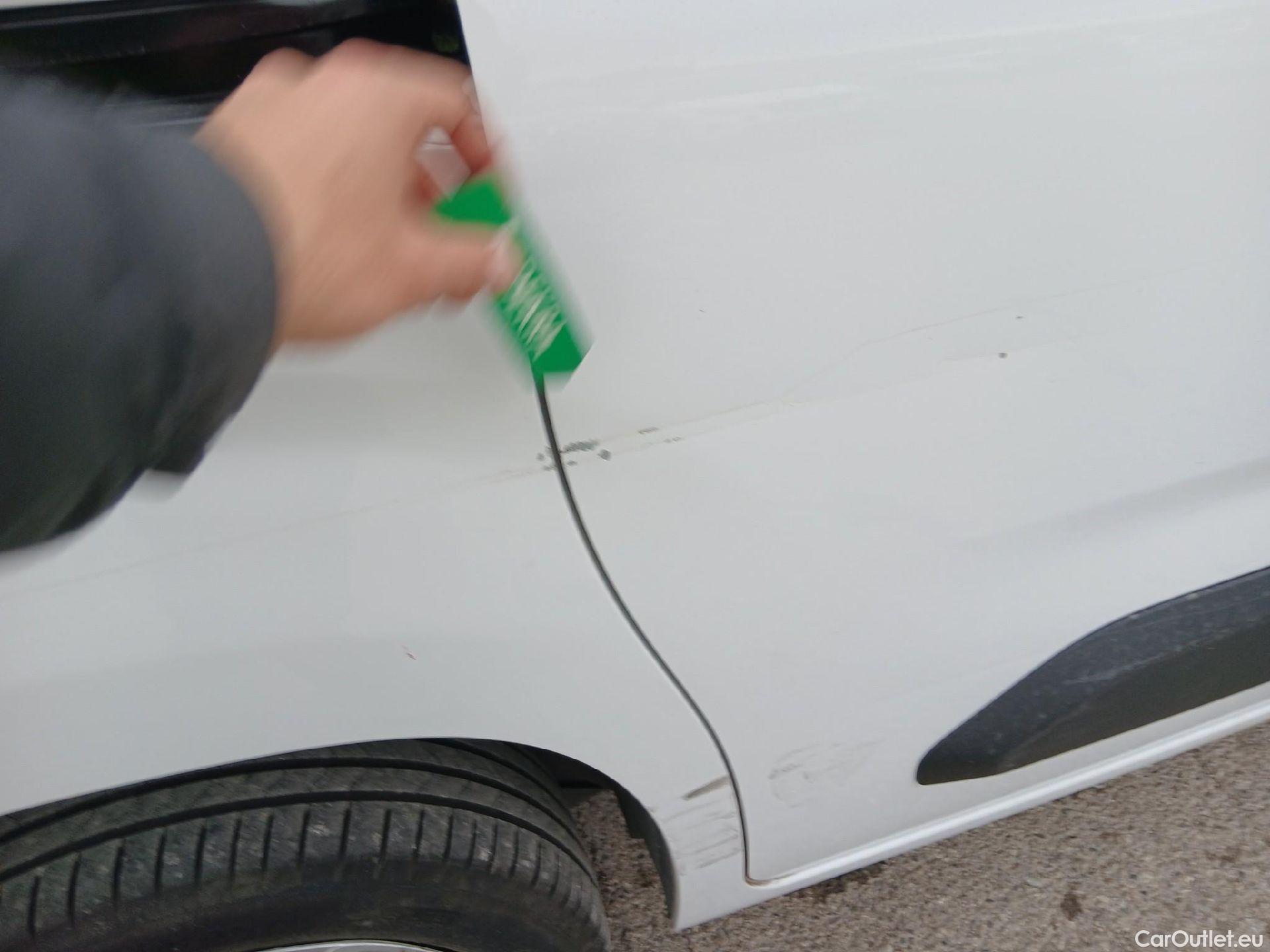  Land Rover  Discovery FIAT Doblò / 2022 / 5P / combi Combi (N1) BlueHDi 1.5 L 100CV (AC)  #38