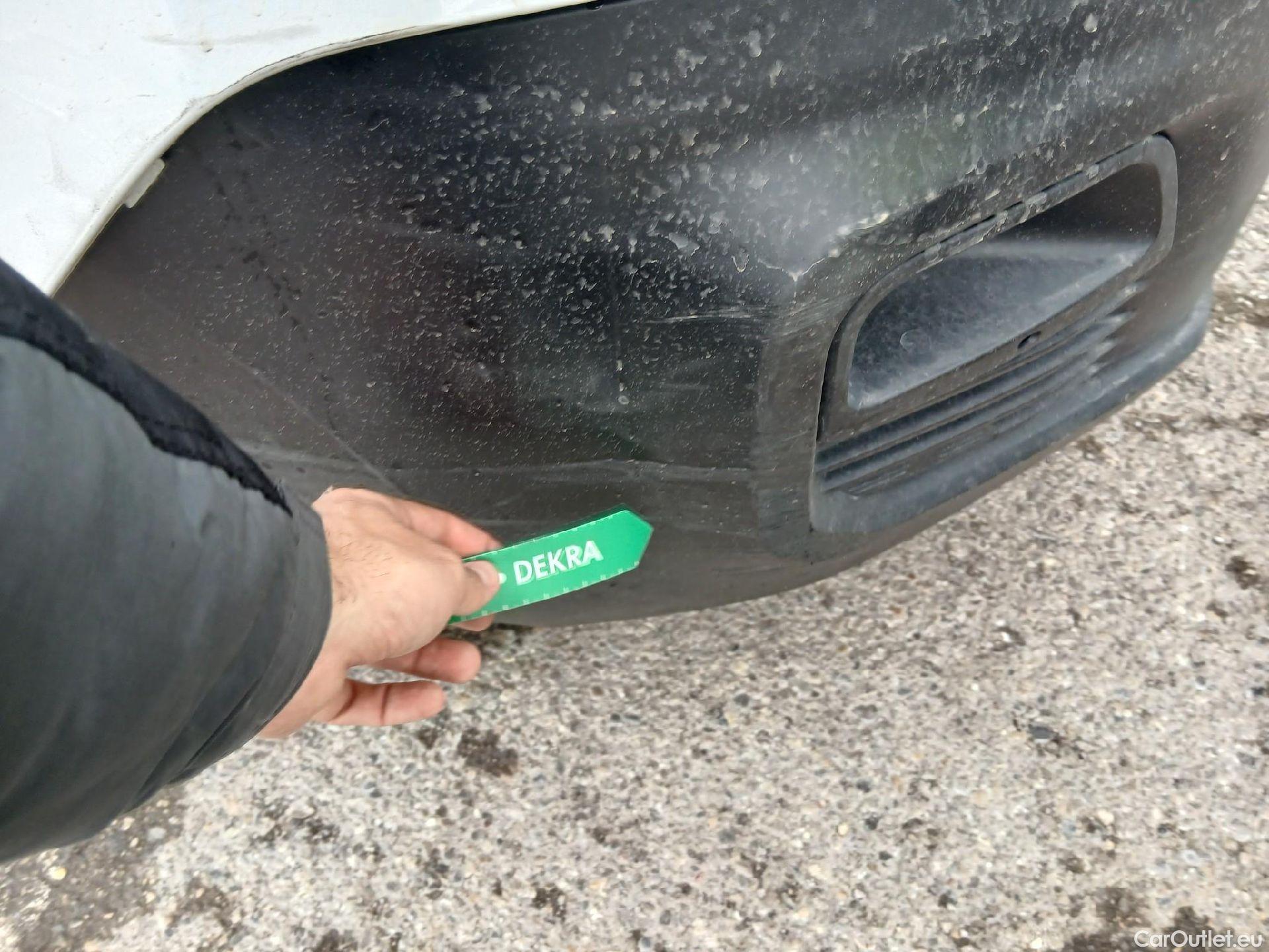  Land Rover  Discovery FIAT Doblò / 2022 / 5P / combi Combi (N1) BlueHDi 1.5 L 100CV (AC)  #8