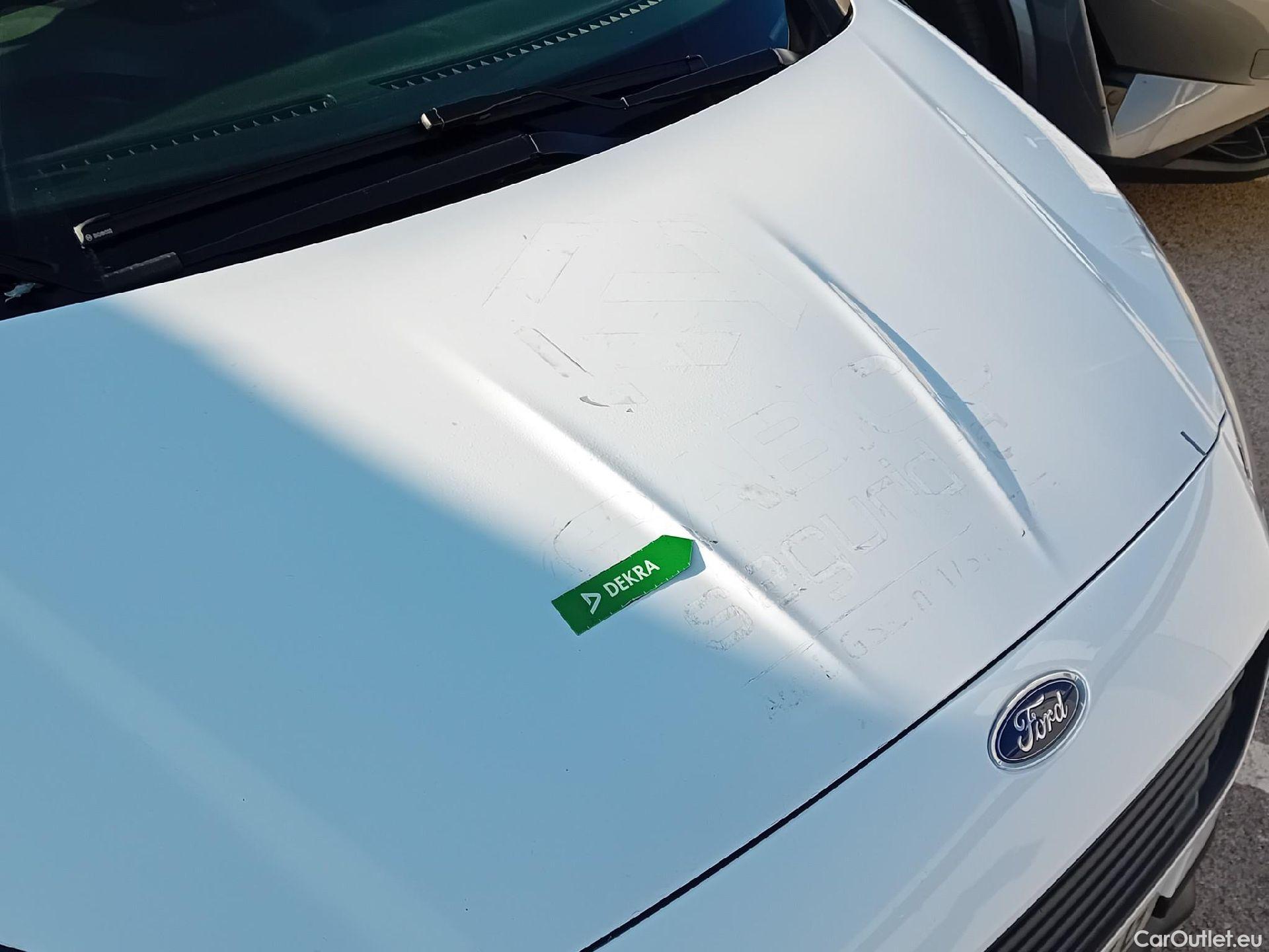  Ford  Transit FORD  Courier/2014/4P/furgón der.turis Van 1.5 TDCi 56kW Trend #6