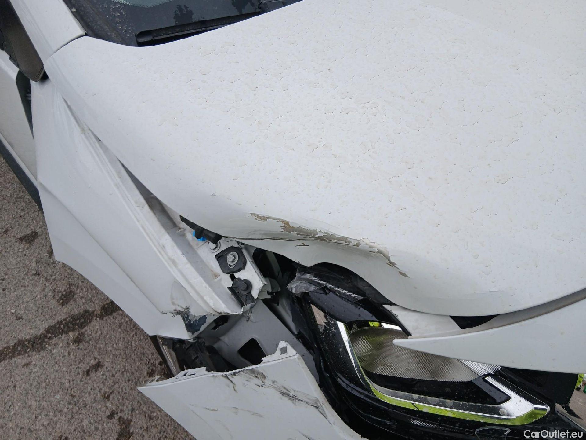  Land Rover  Discovery FIAT Doblò / 2022 / 5P / combi Combi (N1) BlueHDi 1.5 L 100CV (AC)  #9