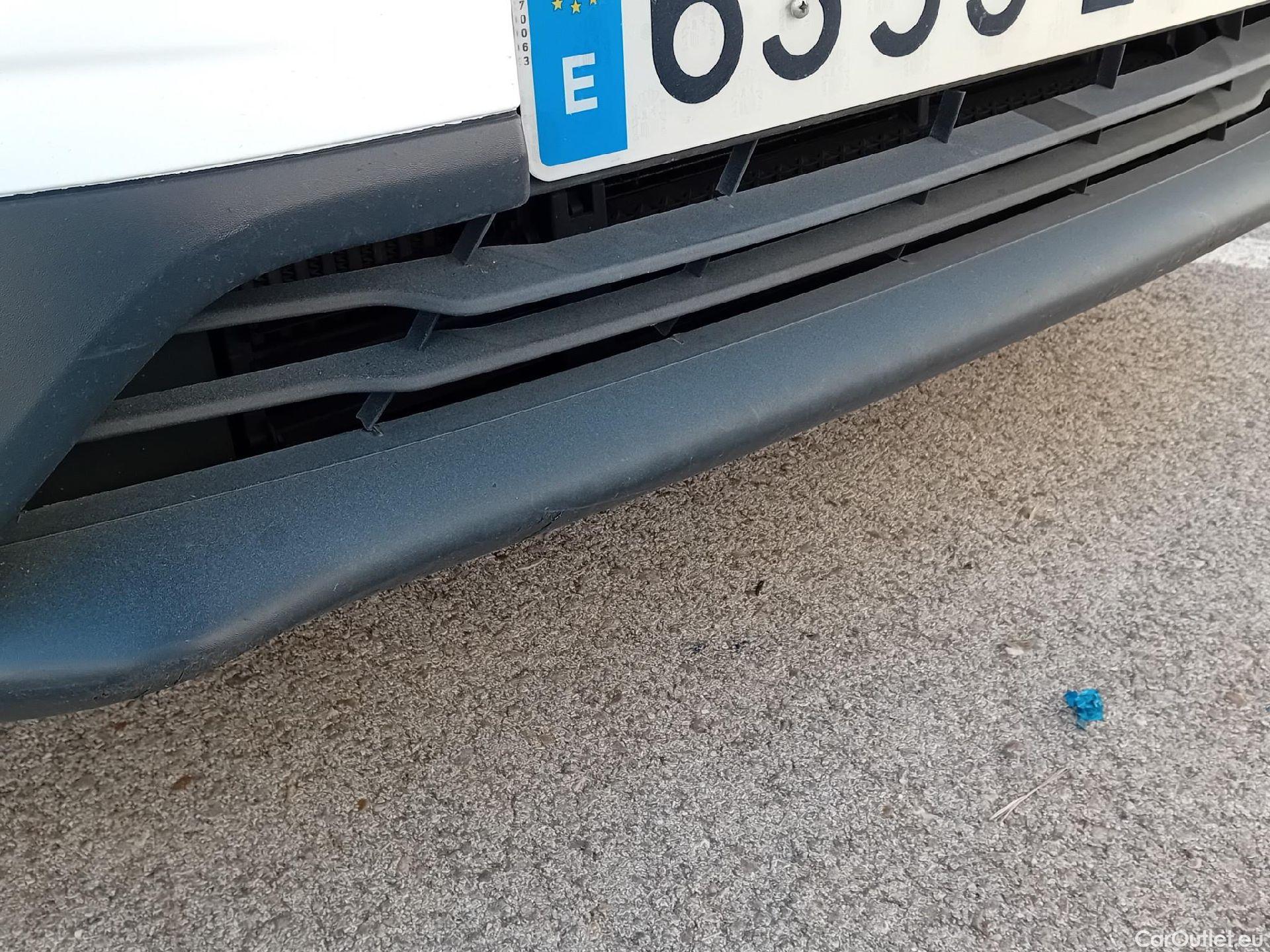  Ford  Transit FORD  Courier/2014/4P/furgón der.turis Van 1.5 TDCi 56kW Trend #35