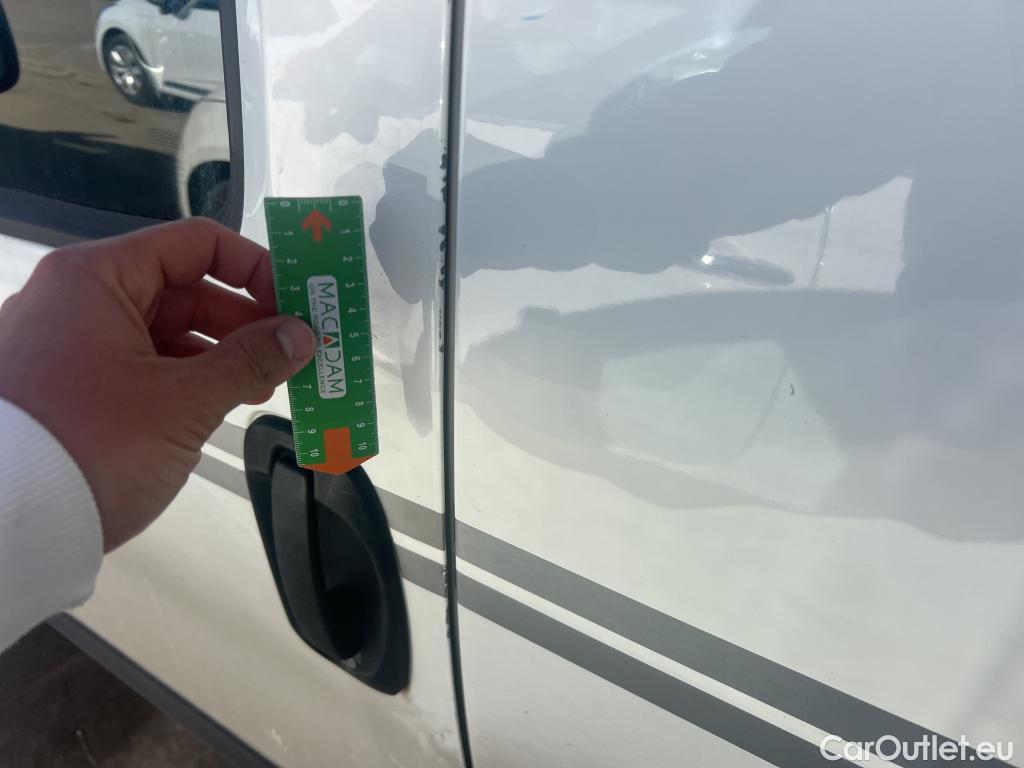  Fiat  Fiorino FIAT  / 2016 / 3P / furgón derivado de turismo Cargo Base 1.3 Mjet 59kW (80CV) E6 #6