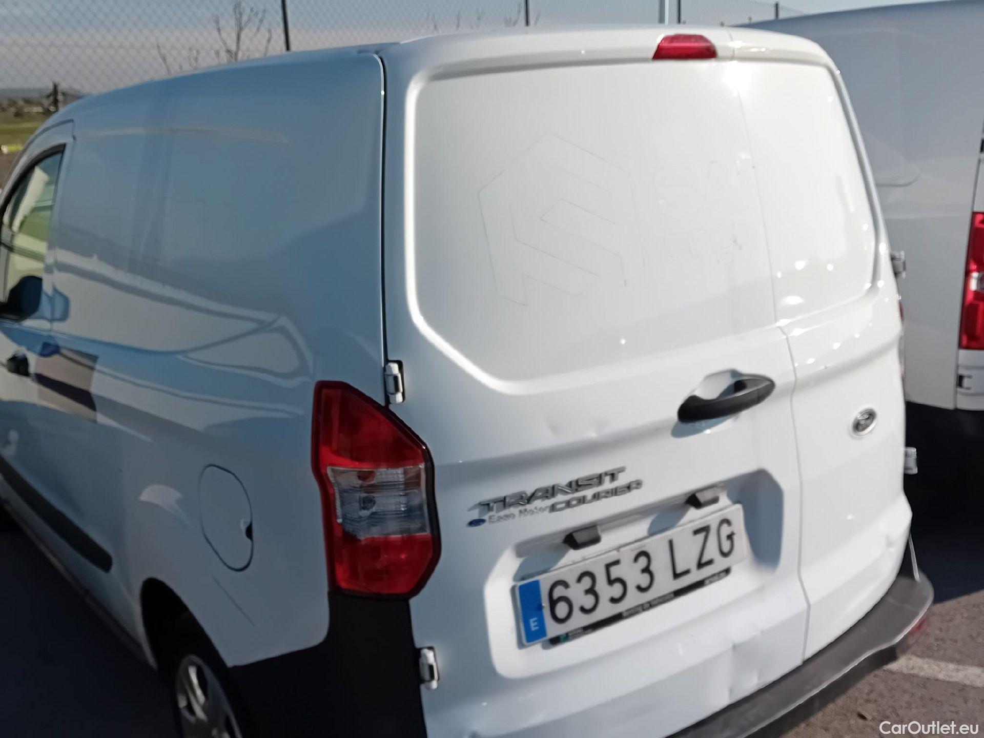  Ford  Transit FORD  Courier/2014/4P/furgón der.turis Van 1.5 TDCi 56kW Trend #21