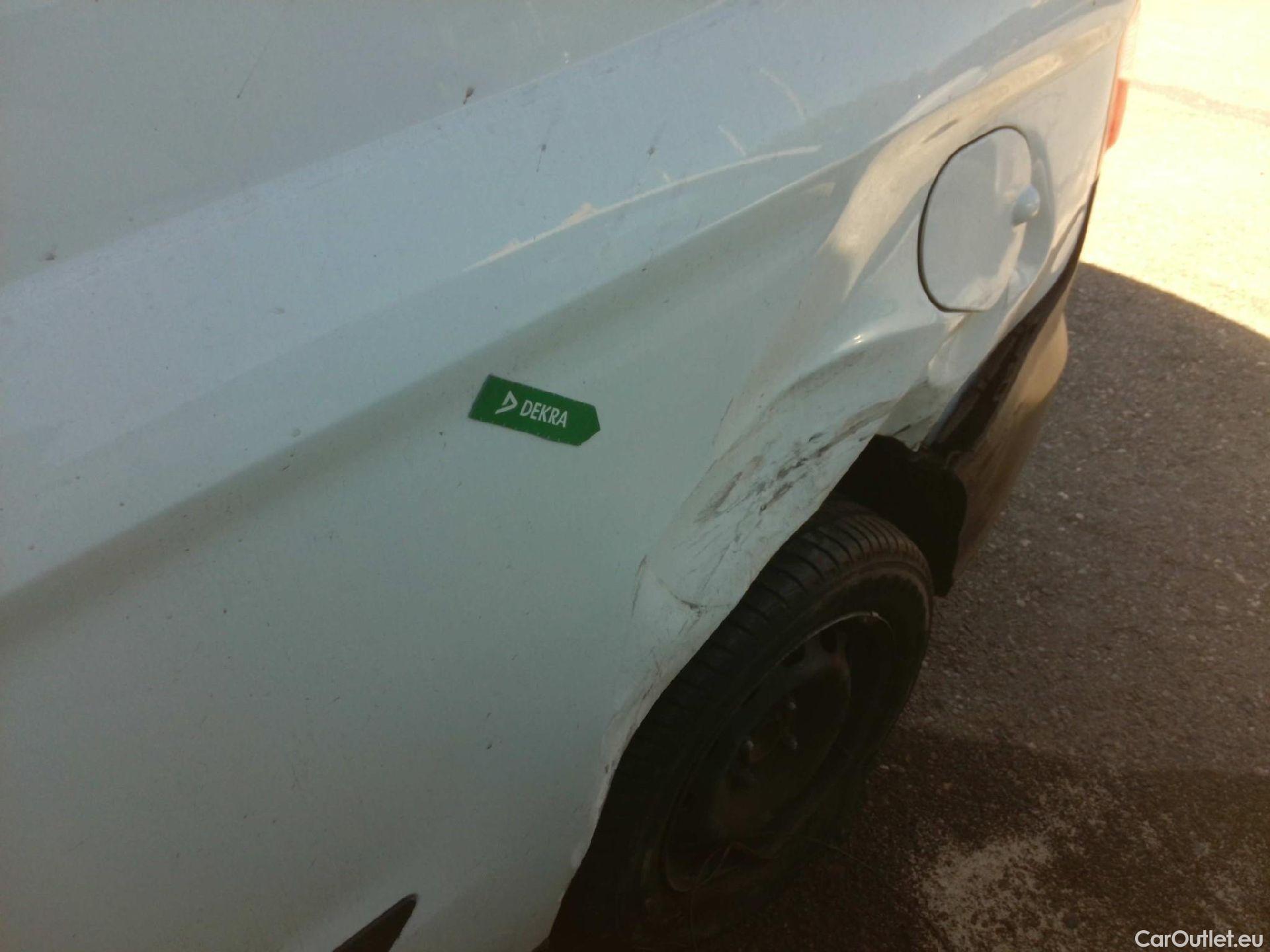  Ford  Transit FORD  Courier/2014/4P/furgón der.turis Van 1.5 TDCi 56kW Trend #17