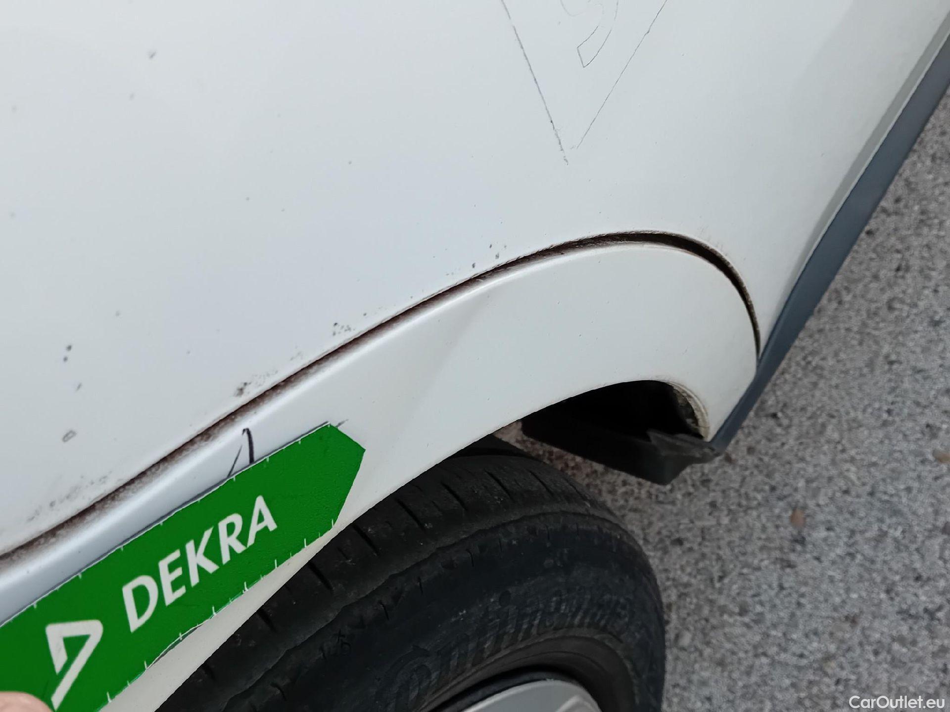  Ford  Transit FORD  Courier/2014/4P/furgón der.turis Van 1.5 TDCi 56kW Trend #27