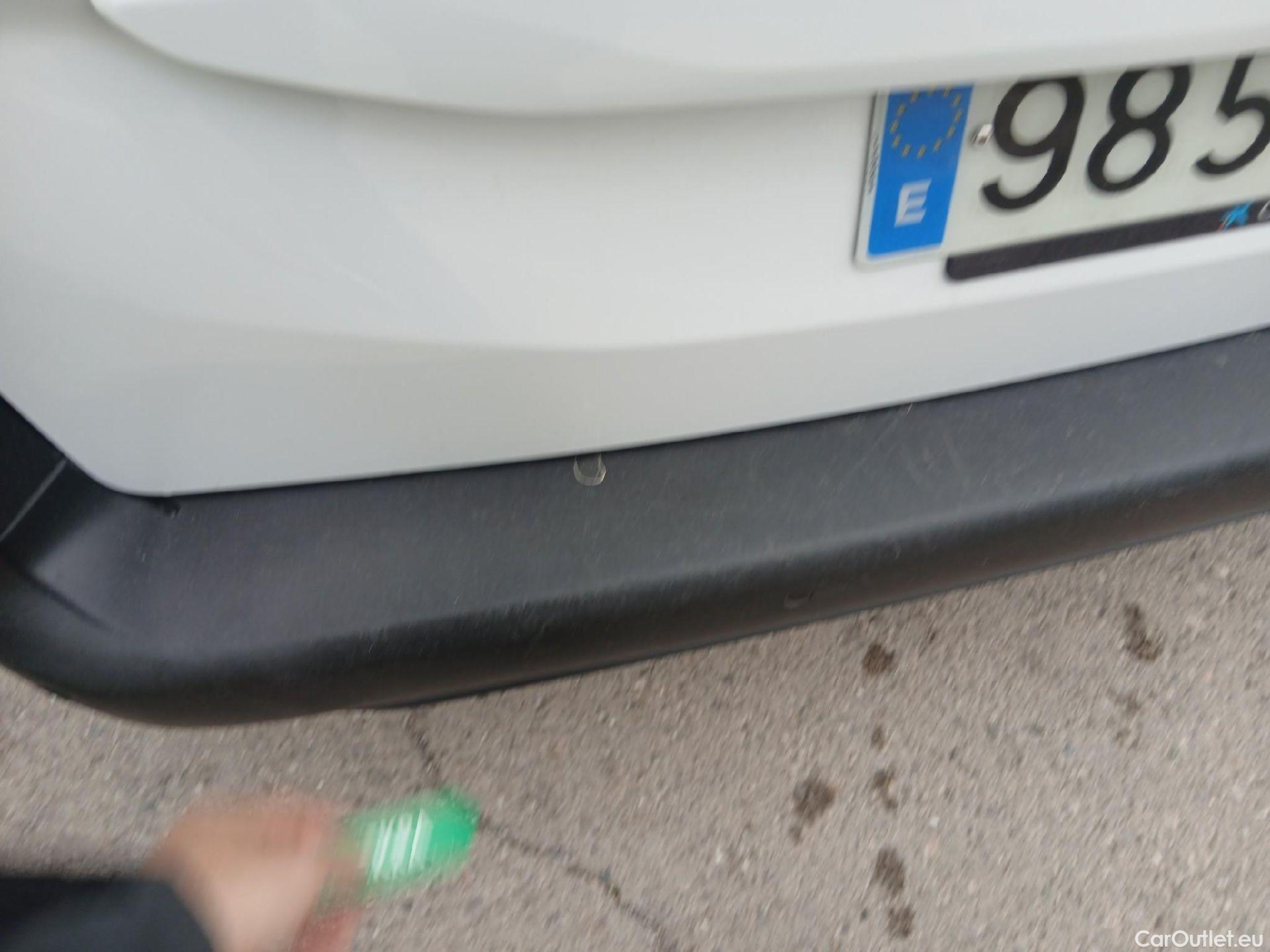  Land Rover  Discovery FIAT Doblò / 2022 / 5P / combi Combi (N1) BlueHDi 1.5 L 100CV (AC)  #26