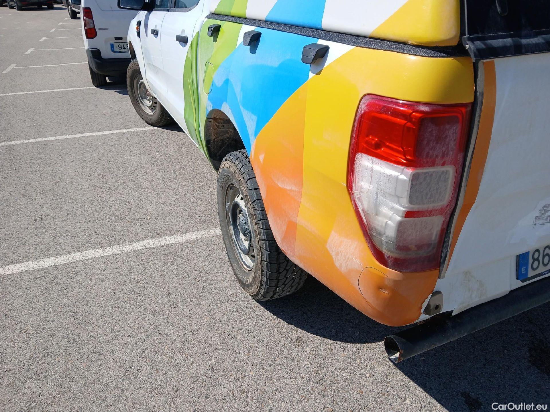  Ford  Ranger FORD  VU 4p 6G pickup 2.2 TDCi 118kW 4x4 Doble Cab. XL S/S #14