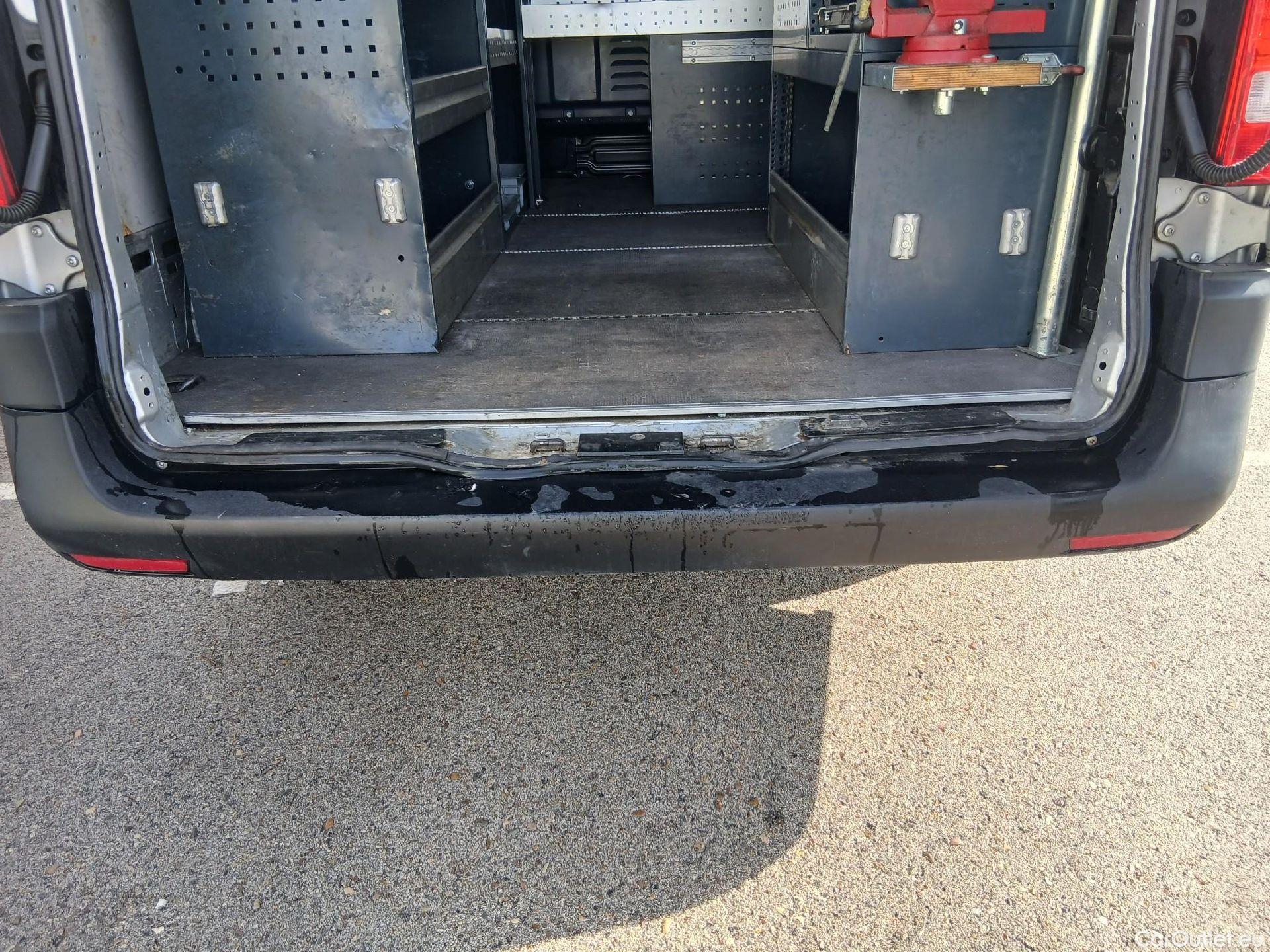  Mercedes  Vito MERCEDES-BENZ  / 2014 / 4P / furgón 111 CDI Larga #23