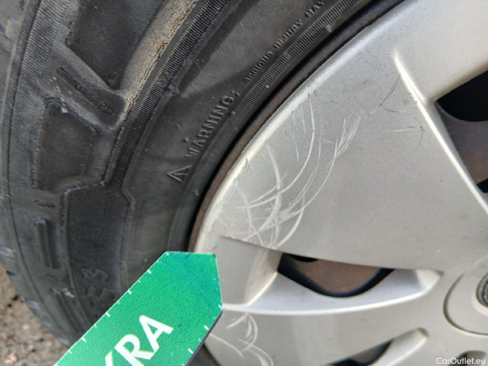  Mercedes  Vito MERCEDES-BENZ  / 2014 / 4P / furgón 111 CDI Larga #19