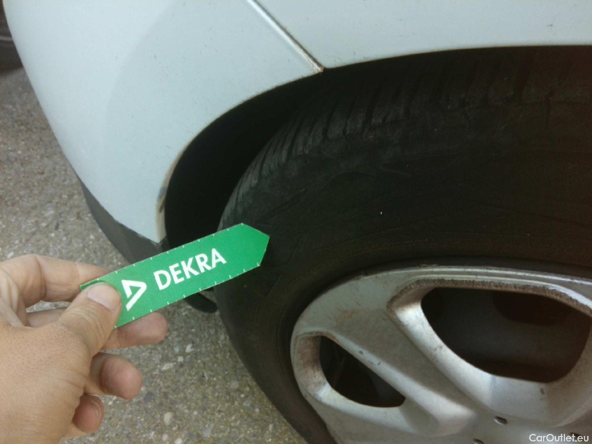  Ford  Transit FORD  Courier/2014/4P/furgón der.turis Van 1.5 TDCi 56kW Trend #4