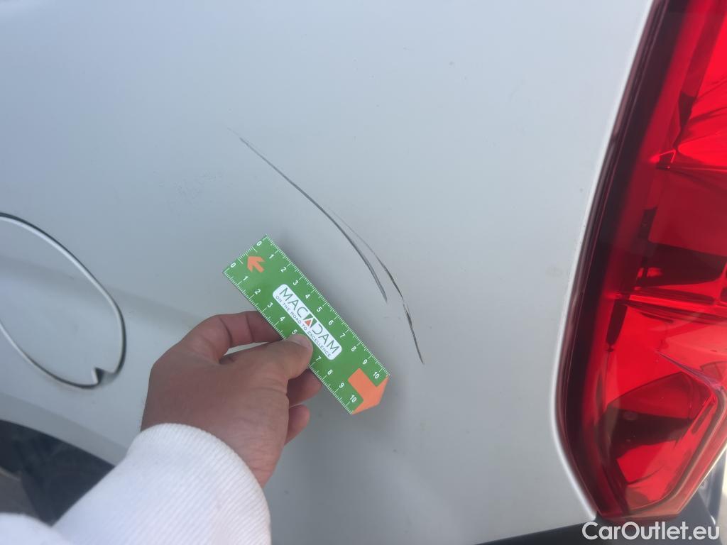  Fiat  Doblo FIAT Doblò Cargo/2015/3P/furgón derivado de turismo Cargo Base Plus 1.3 Mjet 70kW (95CV) #10