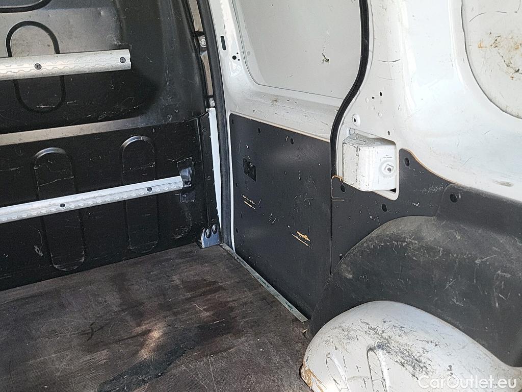  Renault  Kangoo RENAULT  Furgón/2013/3P/furgón derivado de turismo Profesional Blue dCi 59 kW (80CV) #34