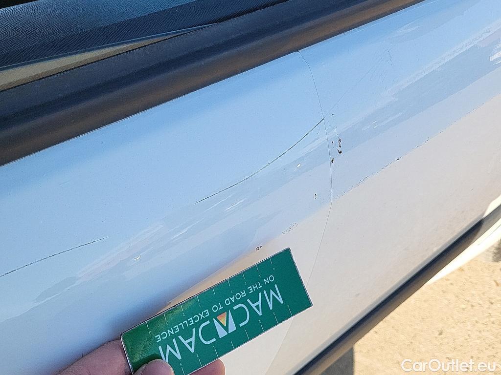  Renault  Kangoo RENAULT  Furgón/2013/3P/furgón derivado de turismo Profesional Blue dCi 59 kW (80CV) #28