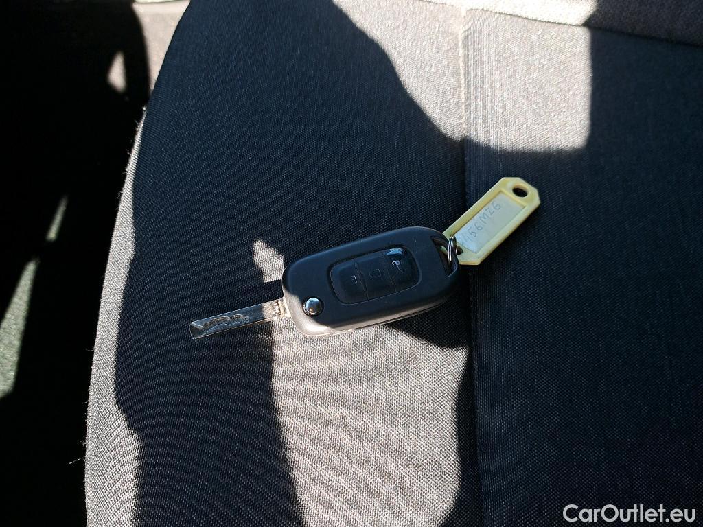  Renault  Master  IV Hochraum 3 5t L3H2 130 BLUE dCi 2.0 dCi 130CV MT6 6E #2