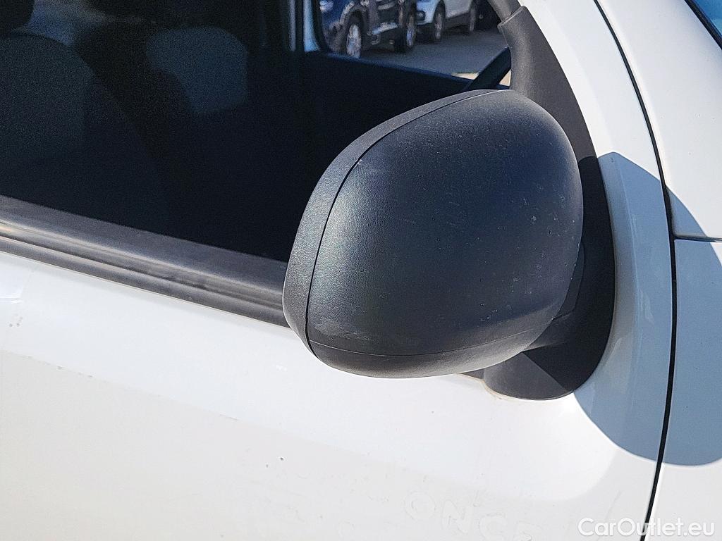  Renault  Kangoo RENAULT  Furgón/2013/3P/furgón derivado de turismo Profesional Blue dCi 59 kW (80CV) #40